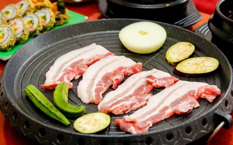 Chuẩn Bị Nguyên Liệu Nướng BBQ